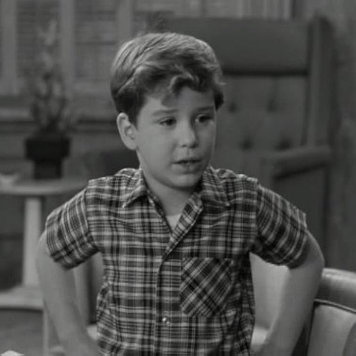 Larry Mathews